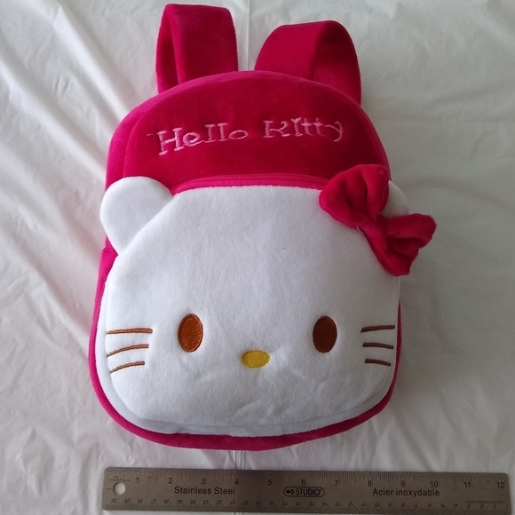 NEW Hello Kitty Red and White Plush backpack for kids / toddlers - Picture 3 of 4